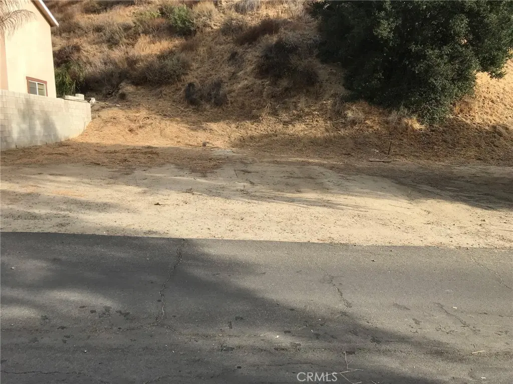 29216000 Justamere, Val Verde, CA — listing photo 1