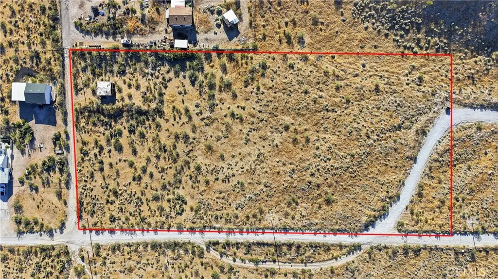 8255 Kiowa Road, Apple Valley, CA — listing photo 1