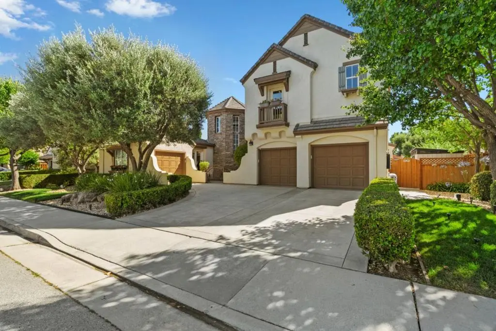 Single Family Residence for sale at 16830 Cabernet, Morgan Hill, CA featuring 5 beds and 4 baths