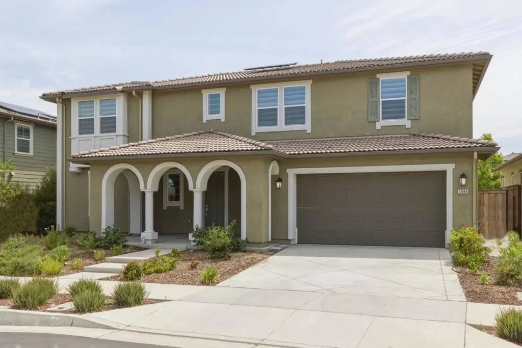 Single Family Residence for sale at 3086 Leeds Lane, Tracy, CA featuring 4 beds and 4 baths