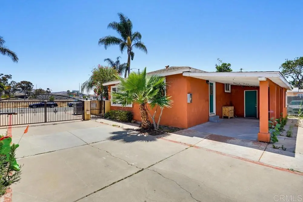 220 W CALLE PRIMERA, San Ysidro, CA — listing photo 1