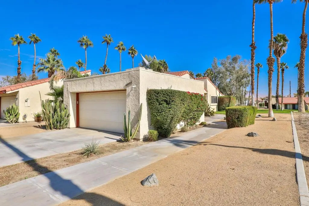 Residential Lease for rent at 49058 Wayne Street, Indio, Riverside County, CA featuring 2 beds and 2 baths