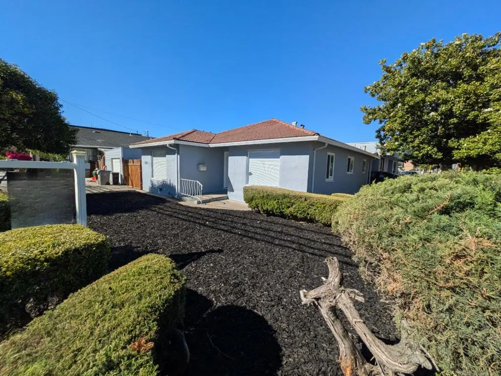 Single Family Residence for sale at 194 S 24th Street, San Jose, CA featuring 3 beds and 2 baths
