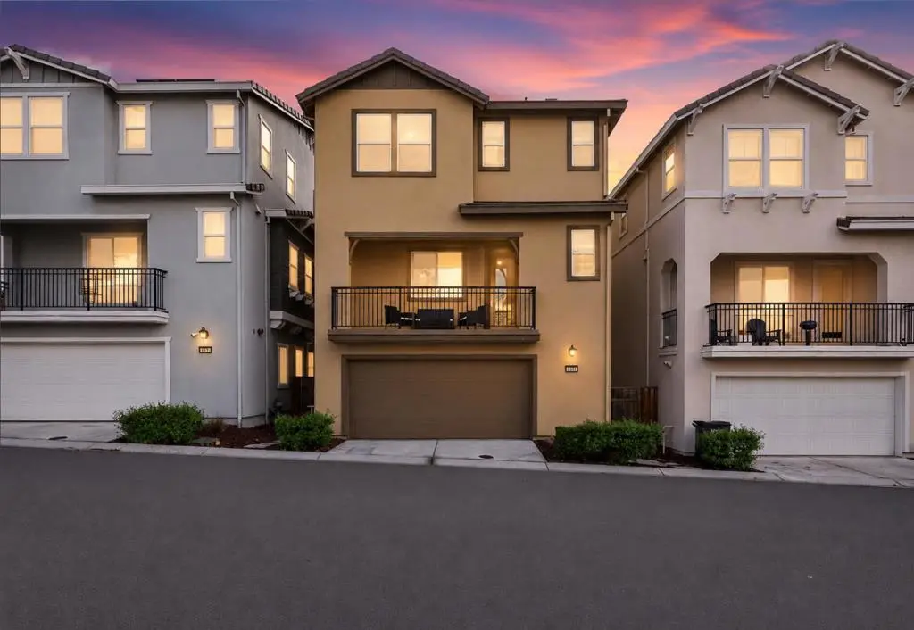 Single Family Residence for sale at 1303 Antonella Place, Hayward, CA featuring 3 beds and 4 baths