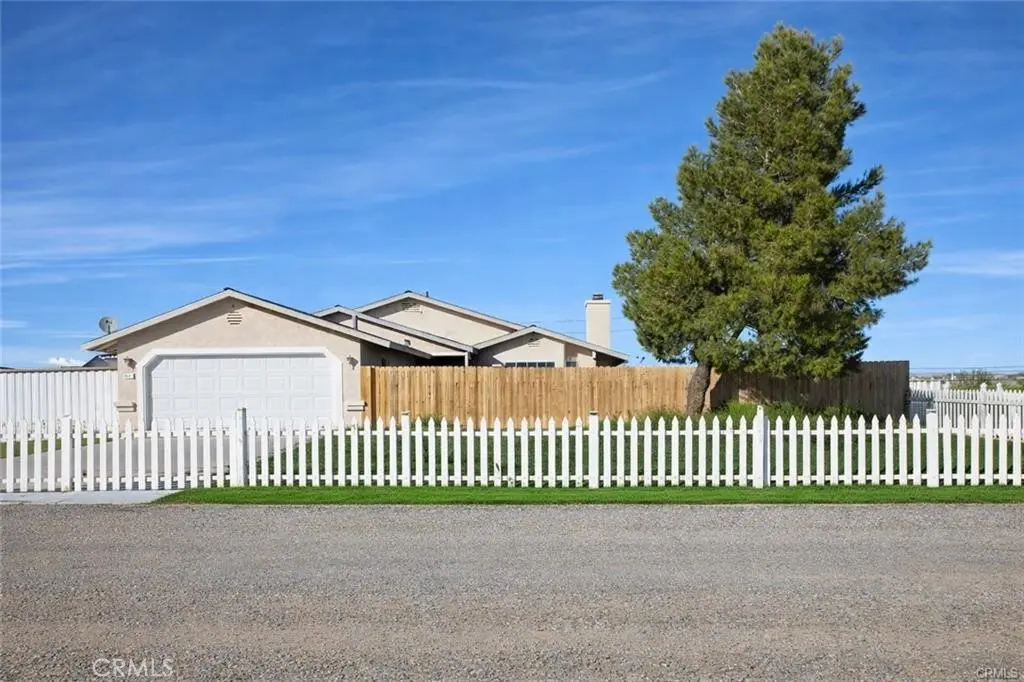 Single Family Residence for sale at 9637 Glade, California City, CA featuring 3 beds and 2 baths