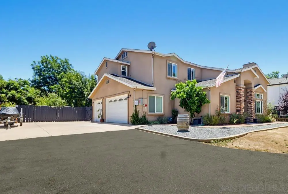 9111 Tropico Dr, La Mesa, CA — listing photo 1