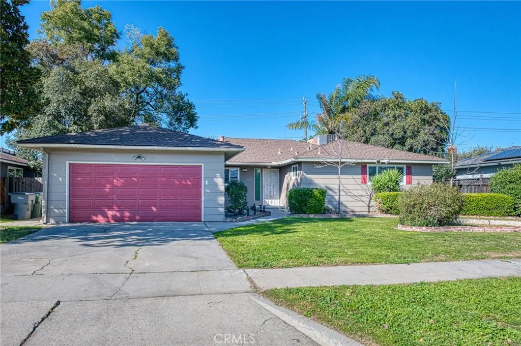 5435 N Bond Street, Fresno, CA — listing photo 1