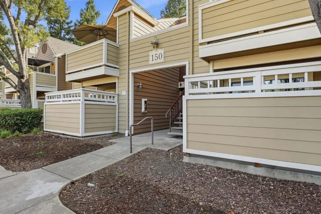Condominium for sale at 150 Reflections Drive 15, San Ramon, CA featuring 2 beds and 1 bath
