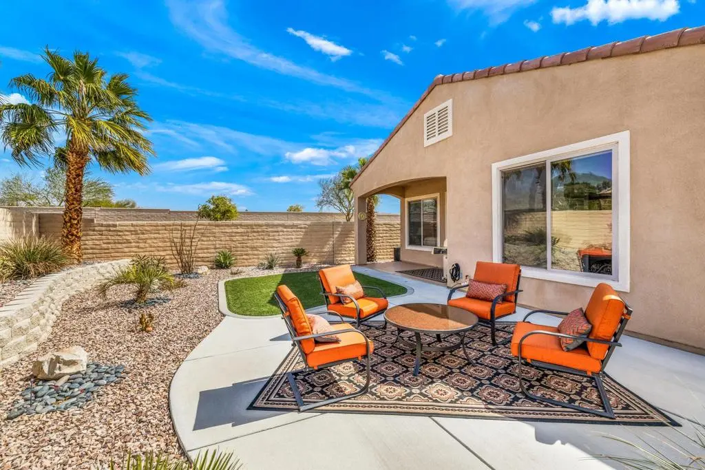 Single Family Residence for rent at 81968 Avenida Dulce, Indio, CA featuring 2 beds and 2 baths