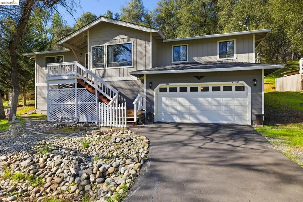 12796 Cresthaven Dr, Groveland, CA — listing photo 1