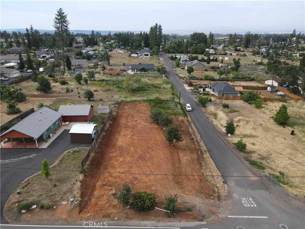 1300 Elliott Rd, Paradise, CA — listing photo 1