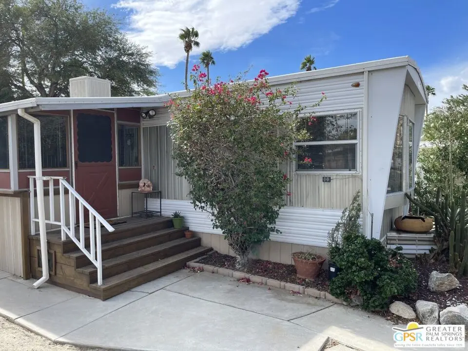 Manufactured In Park for sale at 18801 Roberts Road 81, Desert Hot Springs, CA featuring 1 bed and 1 bath