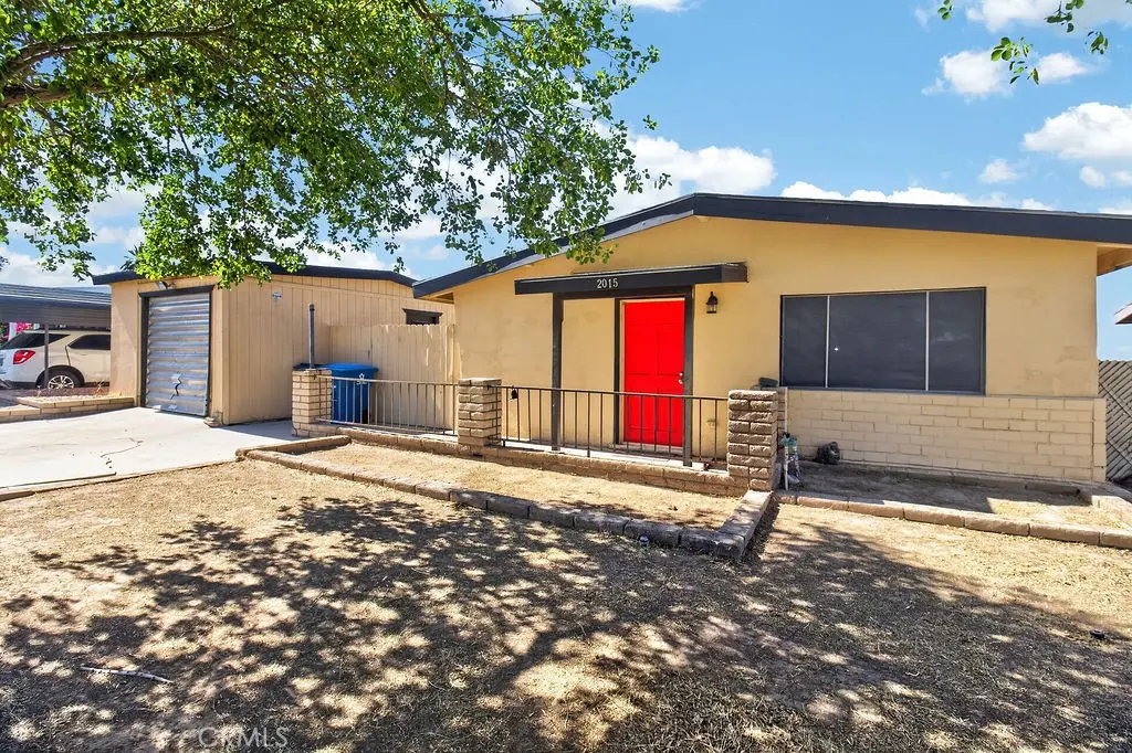 2015 Rio Vista Street, Needles, CA — listing photo 1