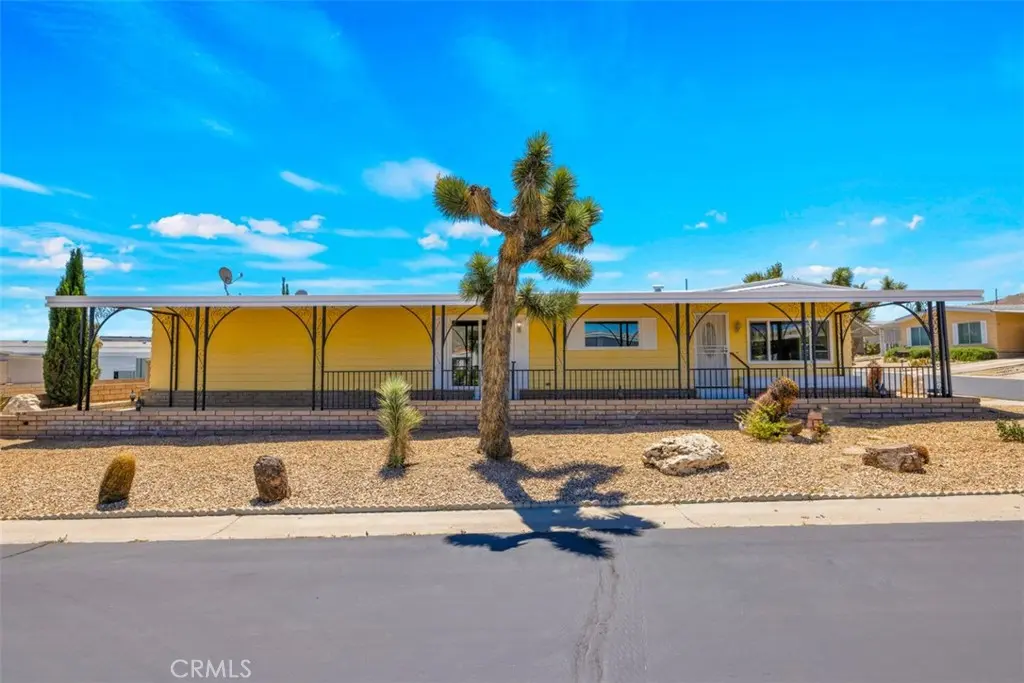 7501 Palm Avenue 88, Yucca Valley, CA — listing photo 1