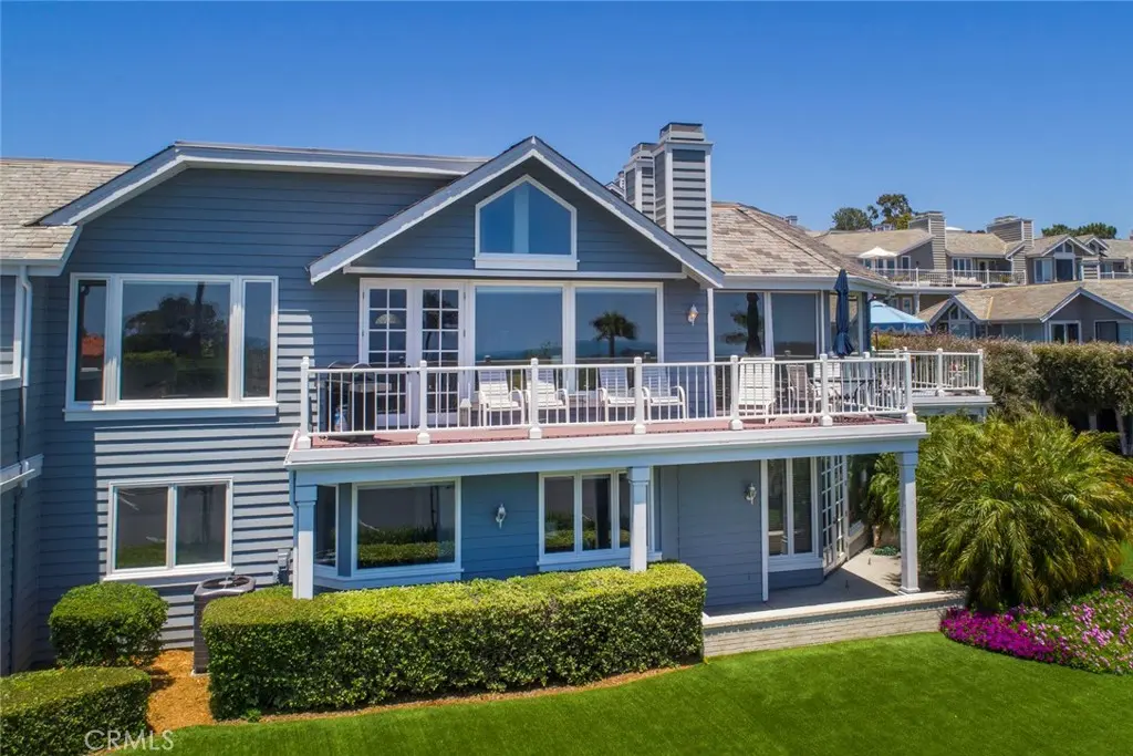 Townhouse for rent at 34300 Lantern Bay Drive 16, Dana Point, CA featuring 3 beds and 4 baths