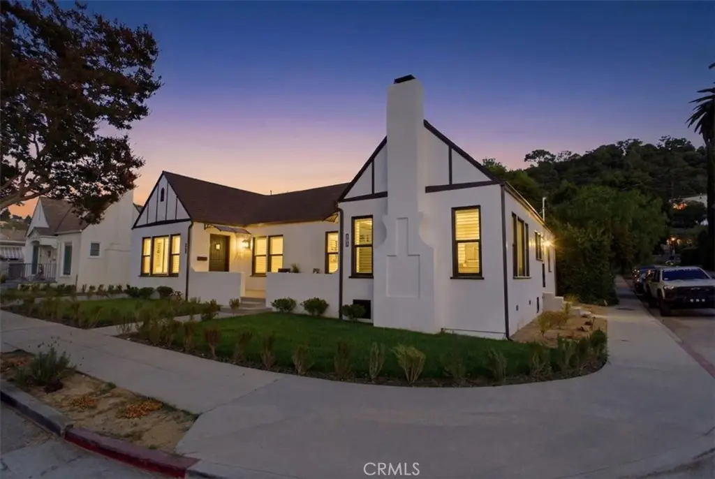 Triplex for sale at 900 Brier Lane, Glendale, CA