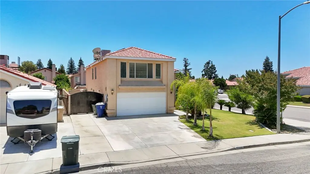 6225 Galanos Court, Bakersfield, CA — listing photo 1