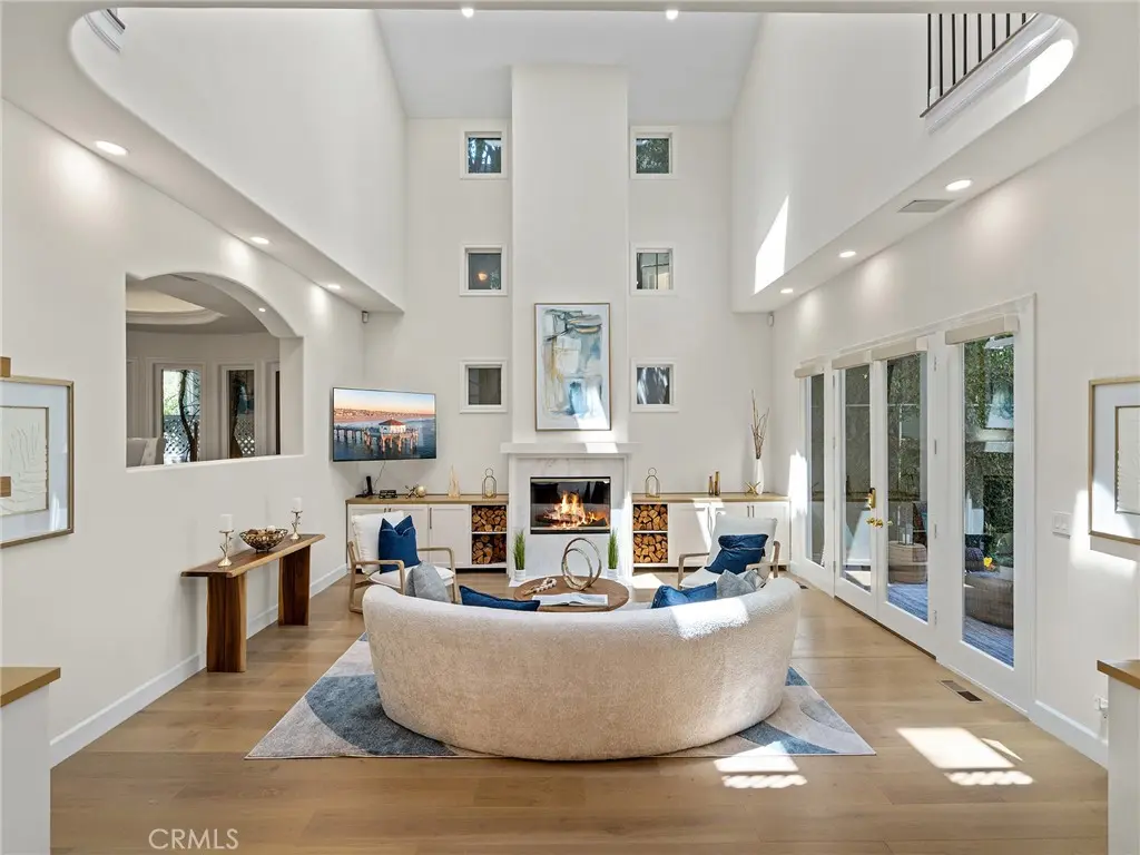 Single Family Residence for sale at 2300 John Street, Manhattan Beach, CA featuring 6 beds and 7 baths