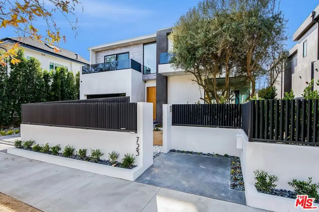 Single Family Residence for rent at 723 N Orlando Avenue, West Hollywood, CA featuring 4 beds and 5 baths