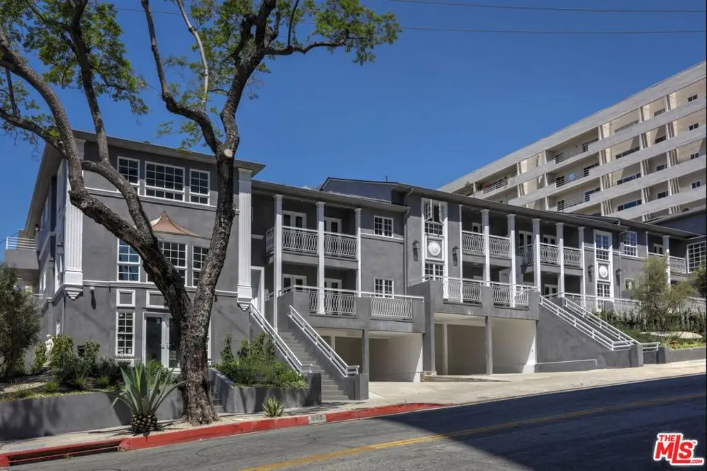 Residential Lease for rent at 1105 Alta Loma Road #1, West Hollywood, Los Angeles County, CA featuring 1 bed and 1 bath