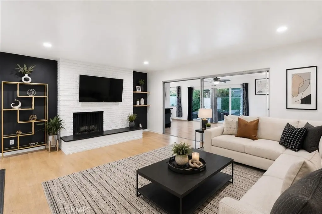 4715 Presidio, View Park, CA — listing photo 1