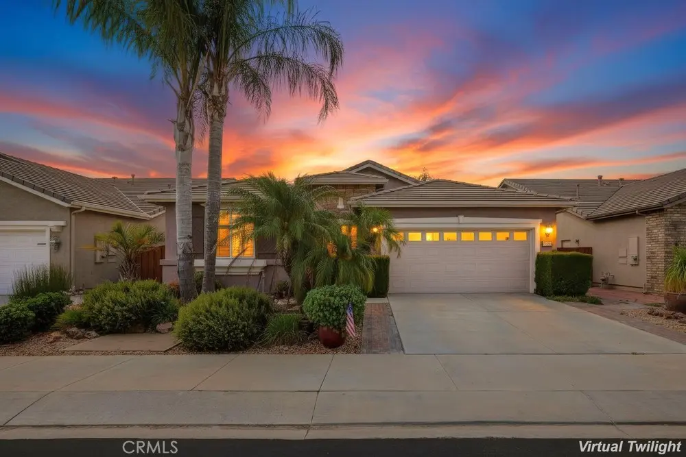Single Family Residence for sale at 7975 Bogey, Hemet, CA featuring 3 beds and 2 baths