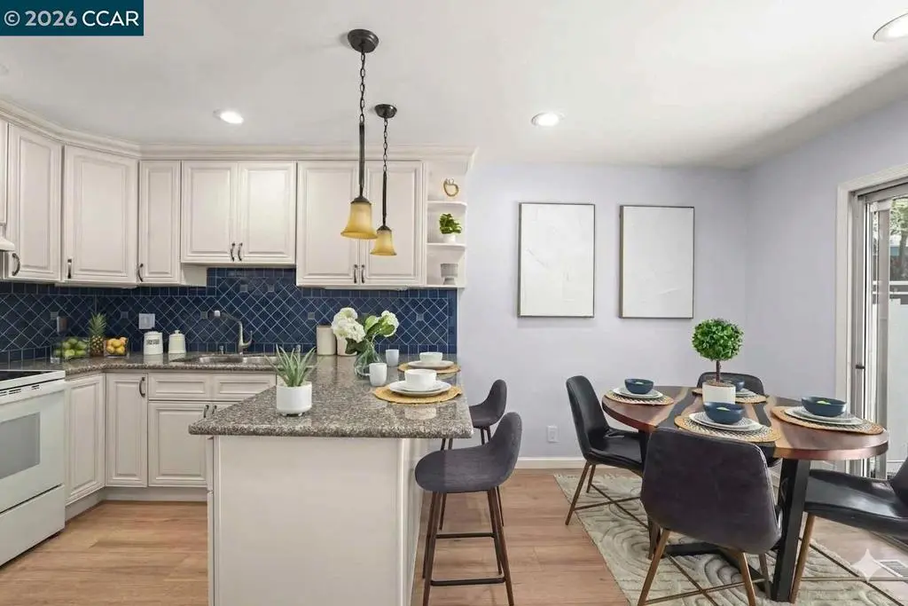 Condominium for sale at 2135 Ascot Dr 13, Moraga, CA featuring 2 beds and 3 baths