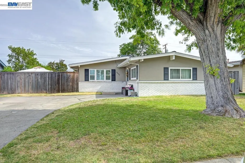 3637 Centinella Drive, North Highlands, CA — listing photo 1