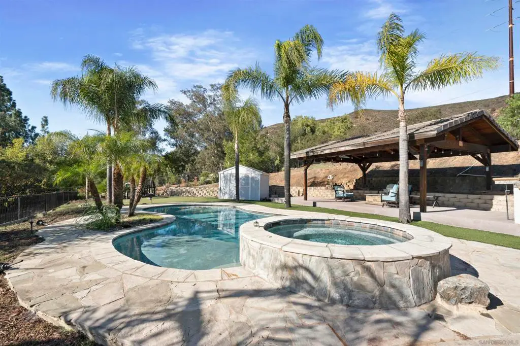 24534 Rutherford Rd, Ramona, CA — listing photo 1