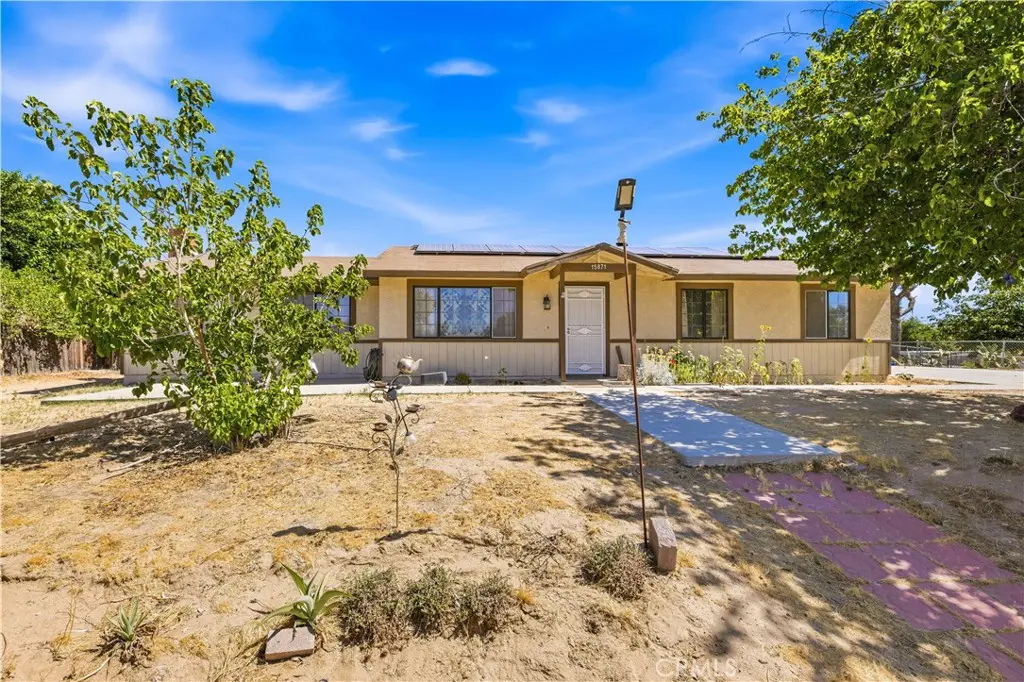 15871 E Avenue Q1, Palmdale, CA — listing photo 1