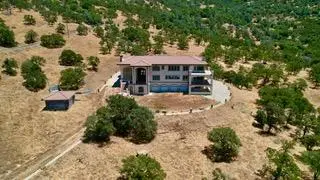15169 Moccasin Ranch Road, Coulterville, CA — listing photo 1
