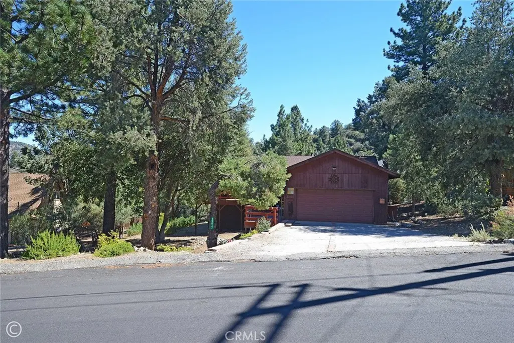 15417 Acacia, Pine Mountain Club, CA — listing photo 1