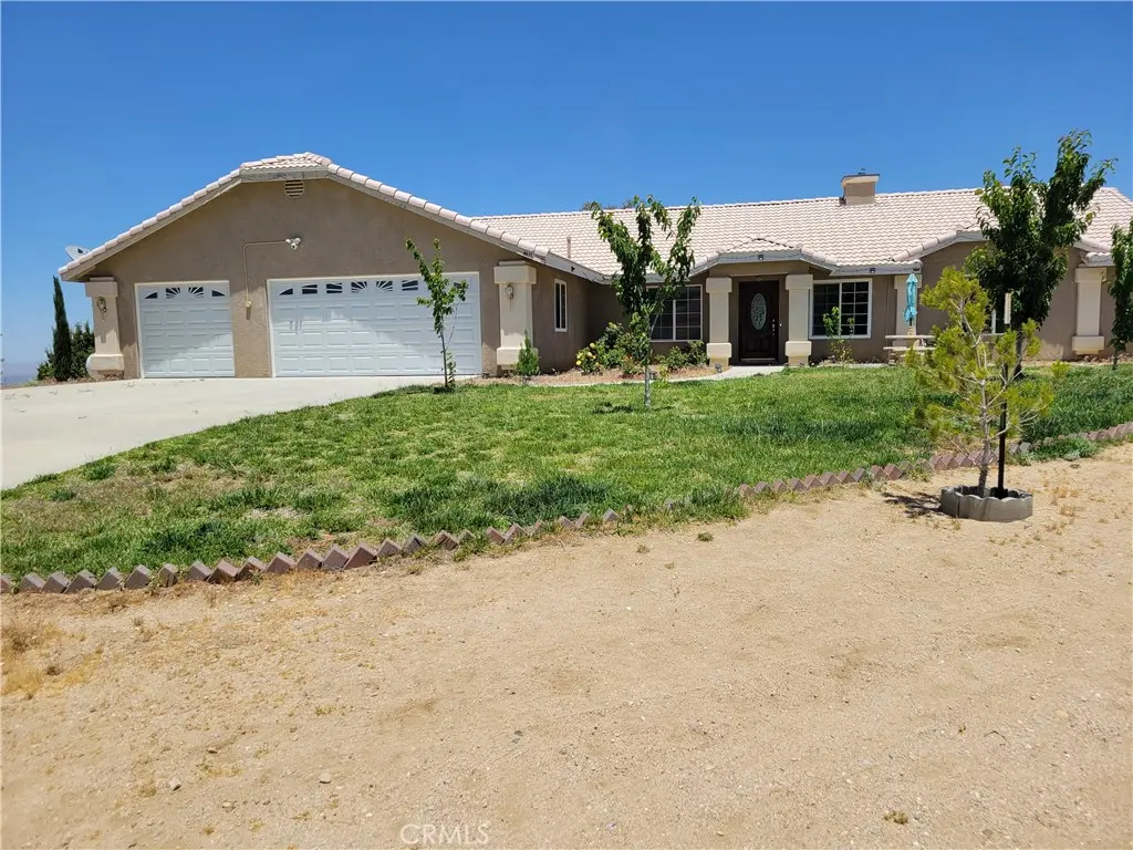 8477 Malpaso, Pinon Hills, CA — listing photo 1