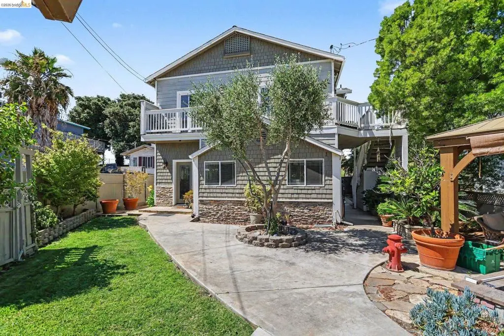611 Riverview Pl, Bethel Island, CA — listing photo 1