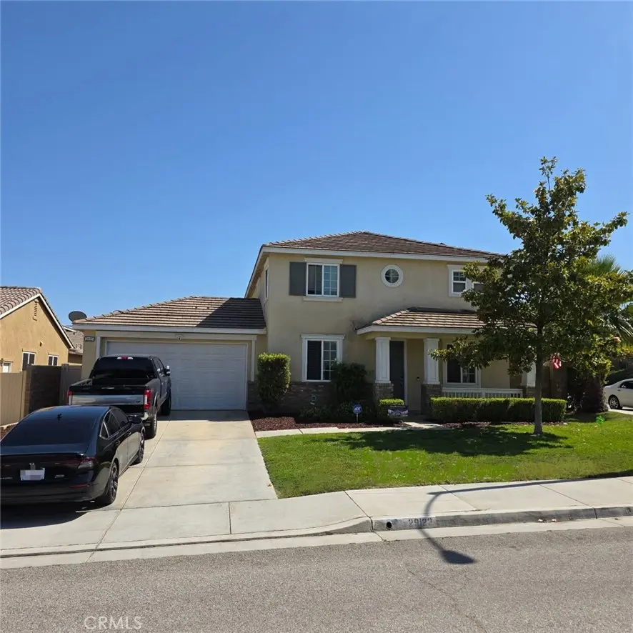 Residential Lease for rent at 29123 Navigator, Menifee, Riverside County, CA featuring 4 beds and 3 baths