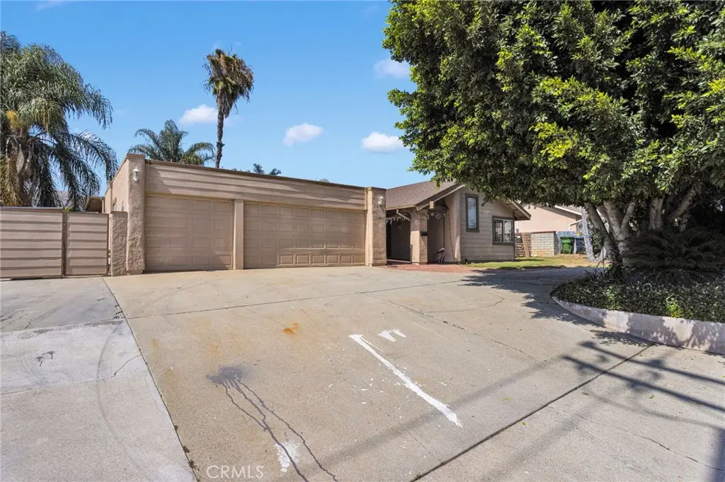 1087 Baseline Road, La Verne, CA — listing photo 1