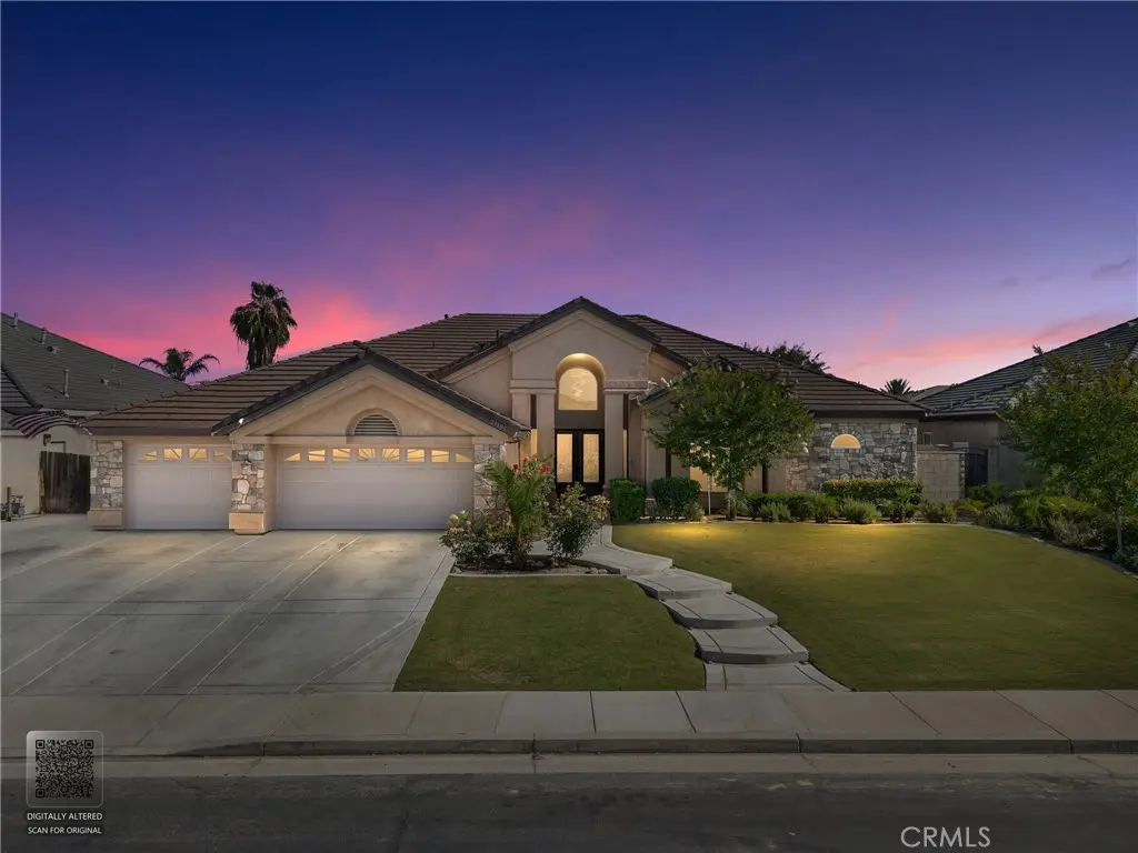 Single Family Residence for sale at 13505 Nantucket, Bakersfield, CA featuring 5 beds and 3 baths