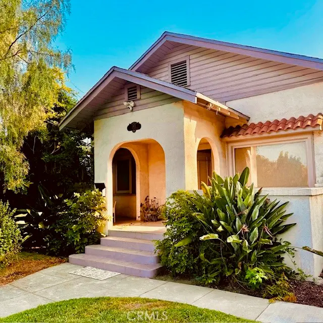 165 Lincoln, Pomona, CA — listing photo 1
