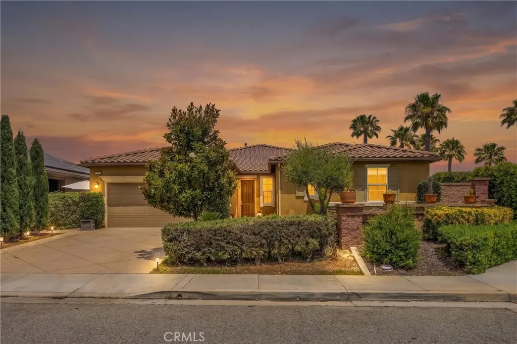1302 Tulip E, Beaumont, CA — listing photo 1