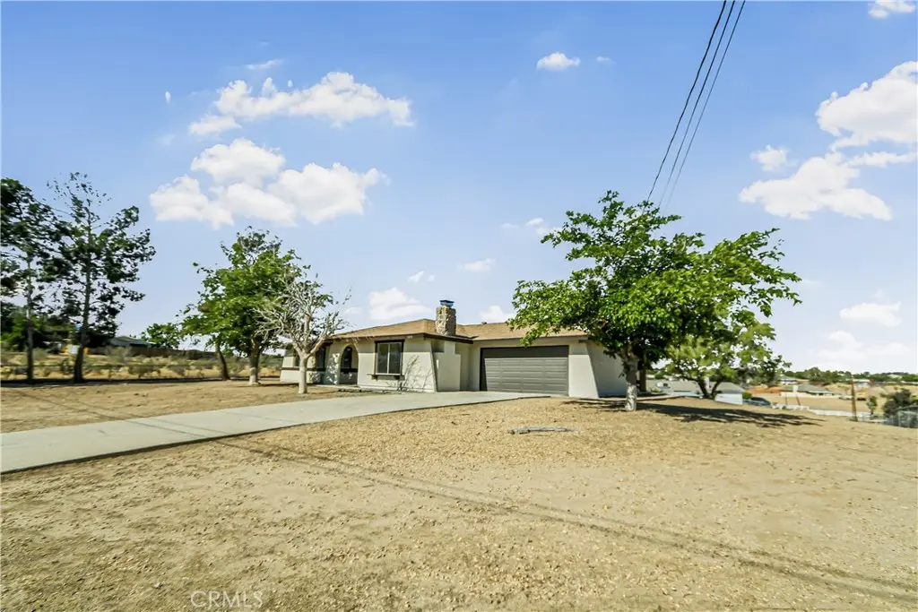Single Family Residence for sale at 11694 Pepper Street, Hesperia, CA featuring 3 beds and 2 baths