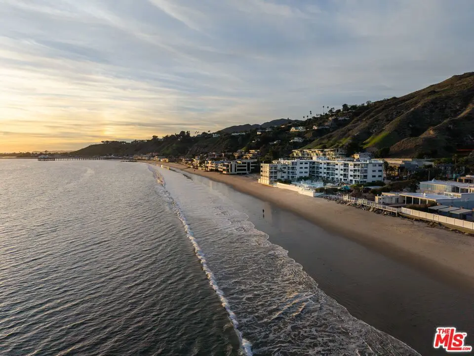 Condominium for sale at 22548 Pacific Coast Highway 101, Malibu, CA featuring 2 beds and 2 baths