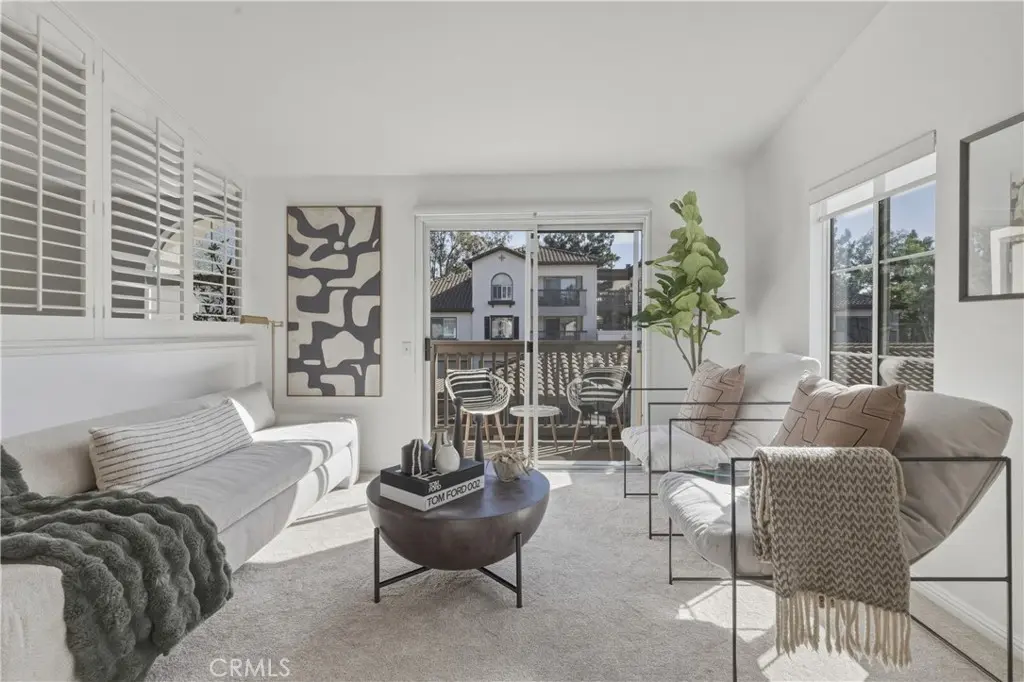 2960 Champion 805, Tustin, CA — listing photo 1