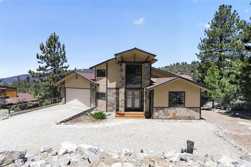15117 Chestnut Drive, Pine Mountain Club, CA — listing photo 1