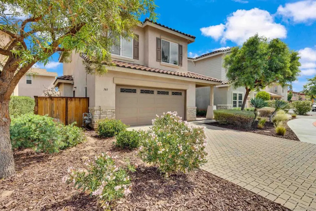 Single Family Residence for sale at 748 Lincoln Pl, El Cajon, CA featuring 3 beds and 3 baths