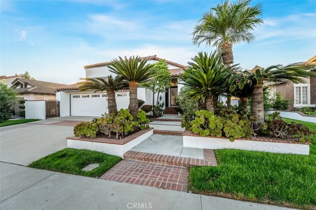 22971 Tiagua, Mission Viejo, CA — listing photo 1