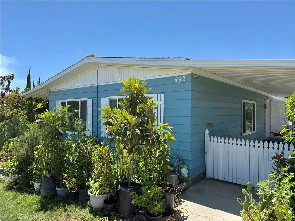 Manufactured In Park for sale at 5800 S Hamner Avenue 492, Eastvale, CA featuring 4 beds and 2 baths