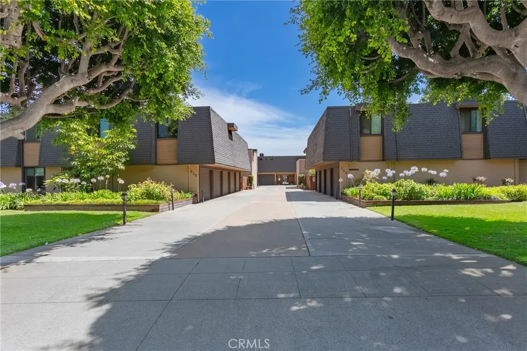 530 Fairview 14, Arcadia, CA — listing photo 1