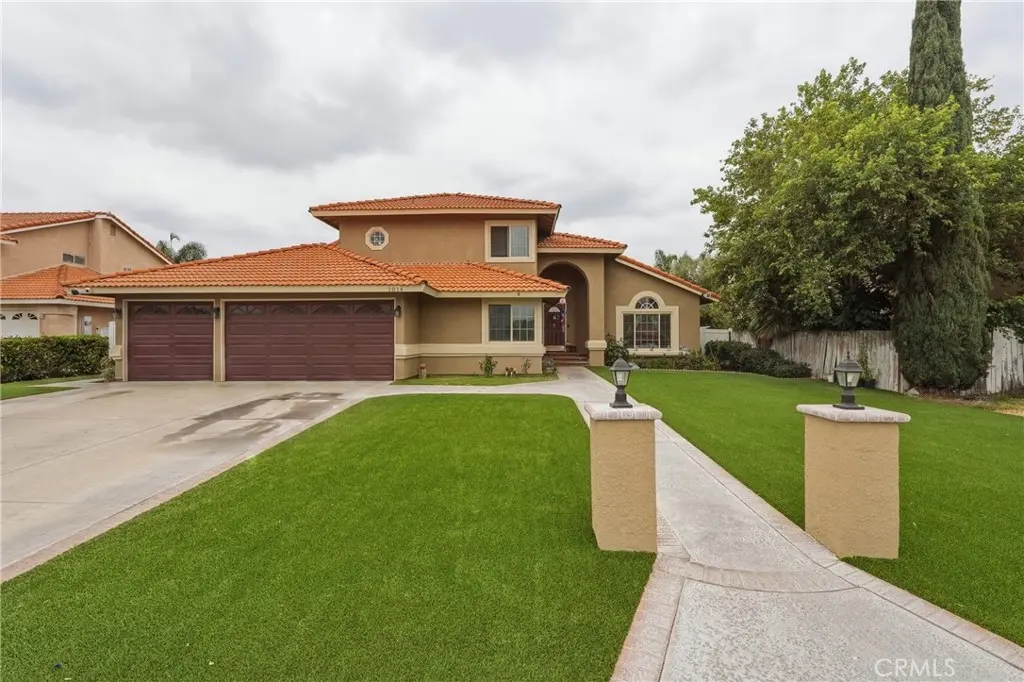 1014 W Jackson, Rialto, CA — listing photo 1