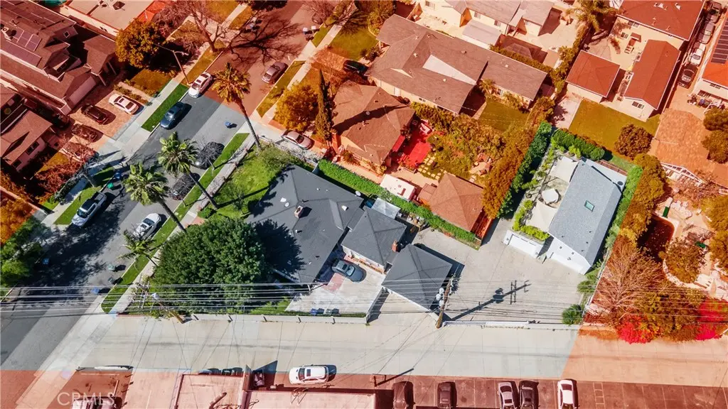 Single Family Residence for sale at 124 N Naomi, Burbank, CA featuring 5 beds and 4 baths