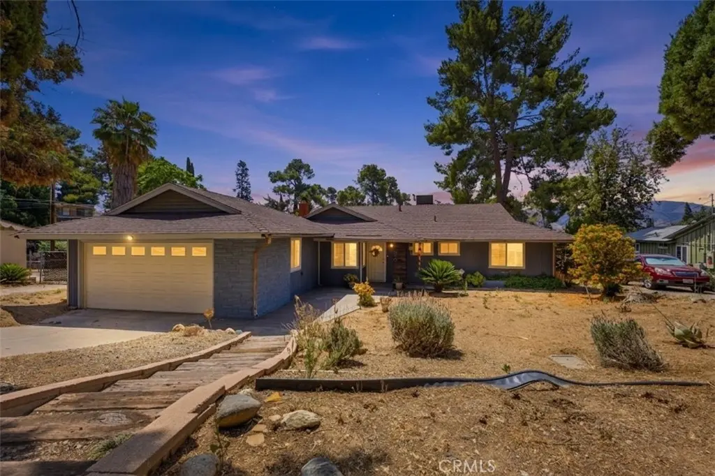 96 W Repplier Road, Banning, CA — listing photo 1